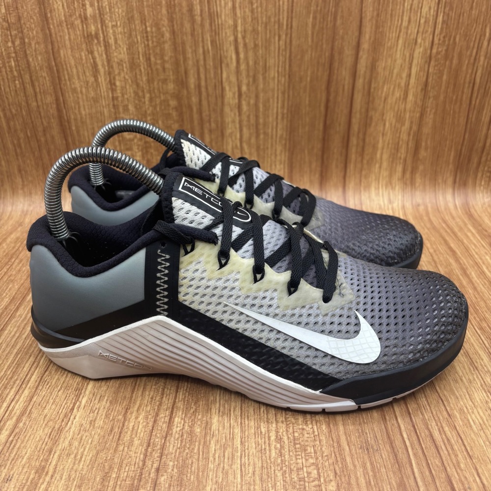 Nike Metcon 7 Training Shoes Mens 9 Grey Black White DJ3073-001 Workout Sneakers
